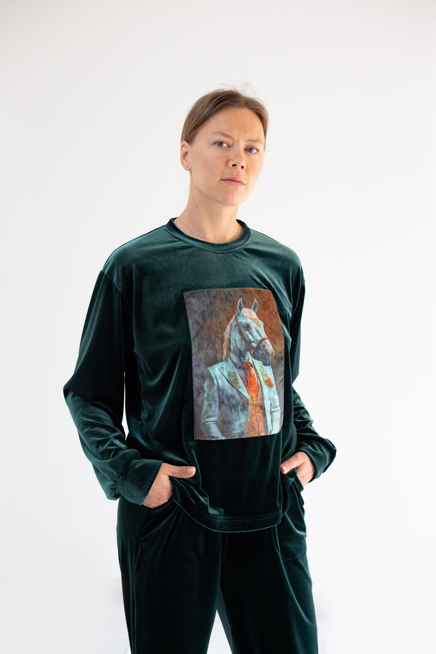 Traje de mujer "caballo"