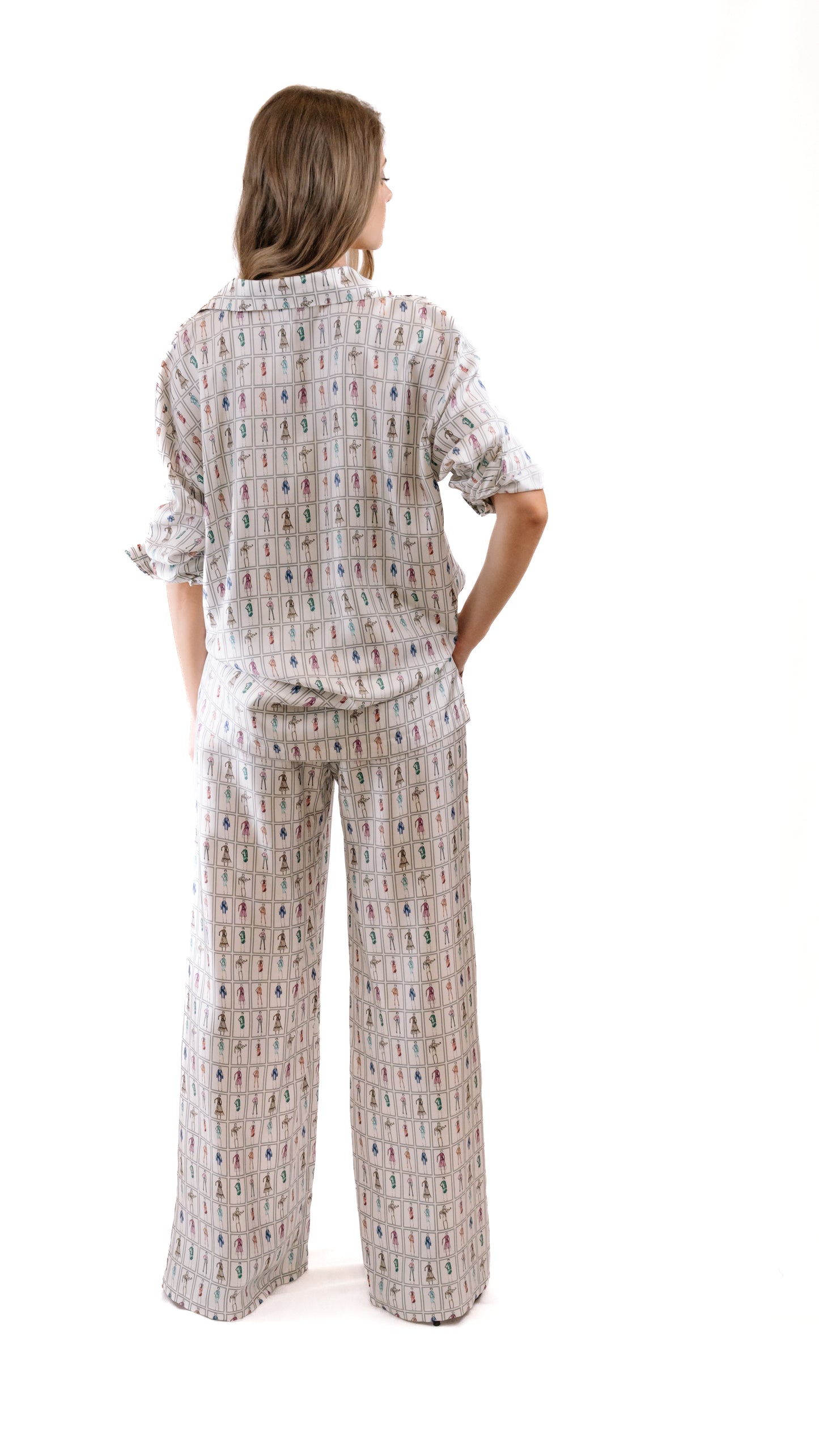 Traje de mujer "Patrones Lila"