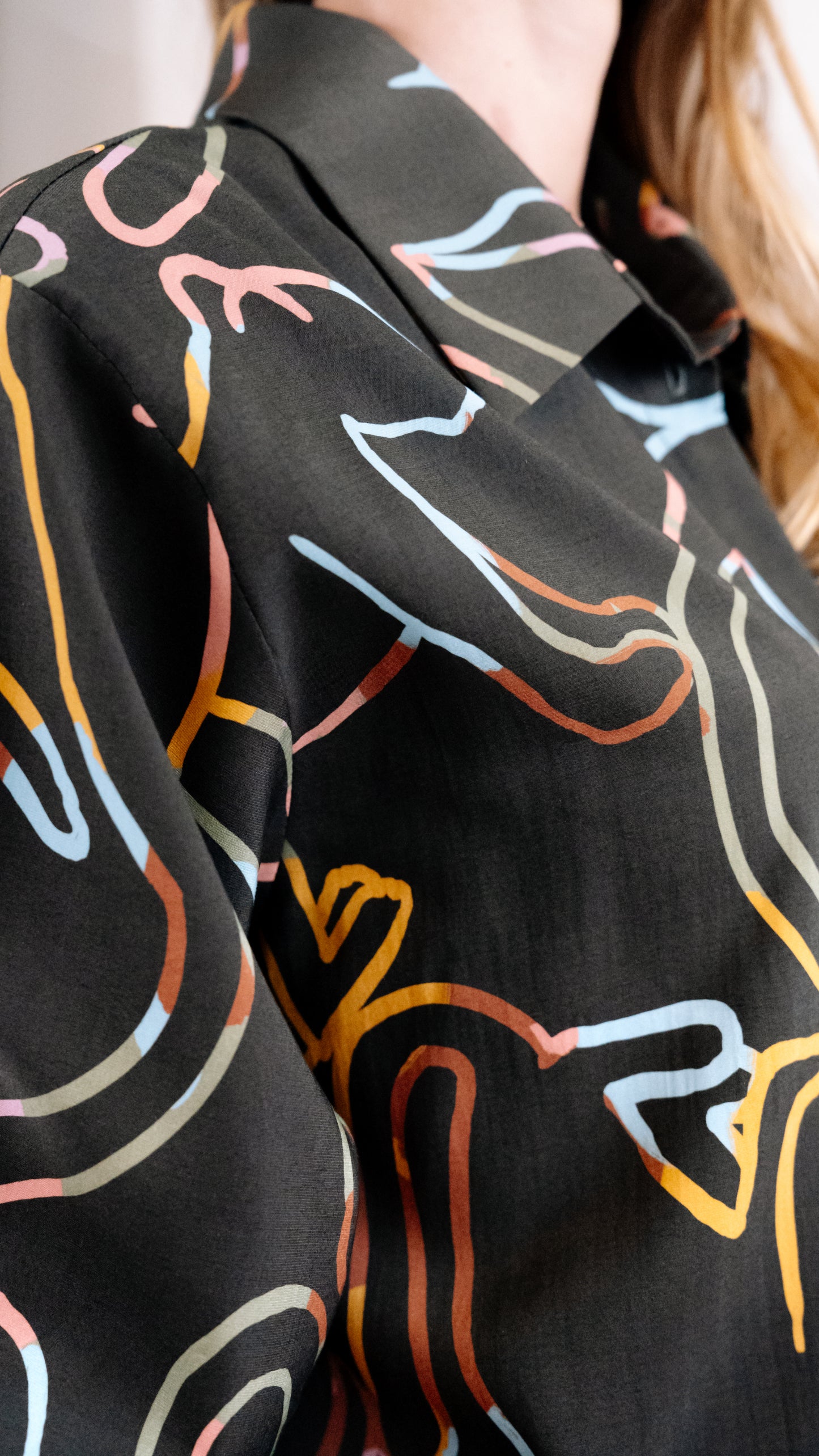 Traje de mujer "Patrones Lila"