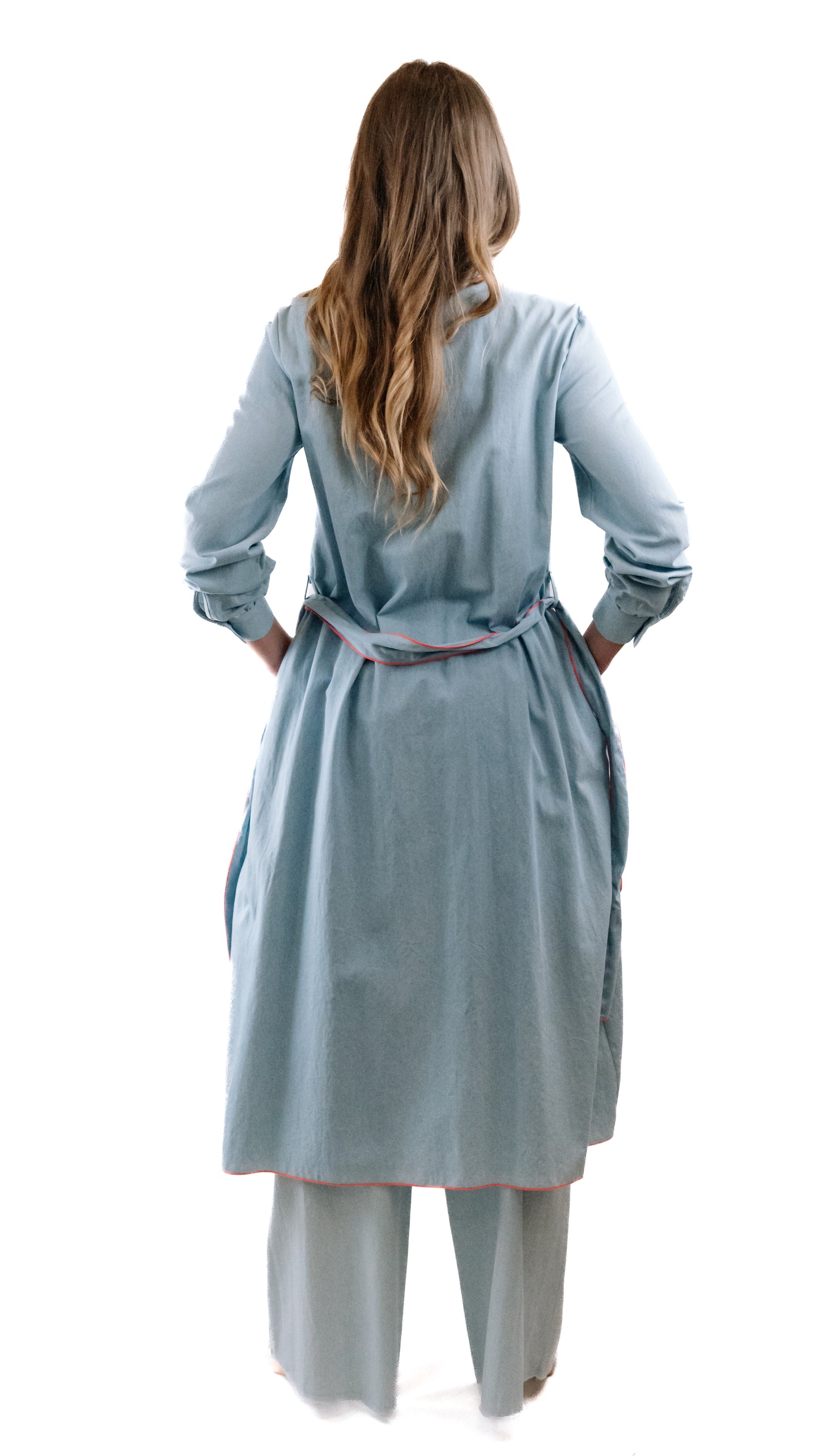 Traje de mujer "Patrones Lila"