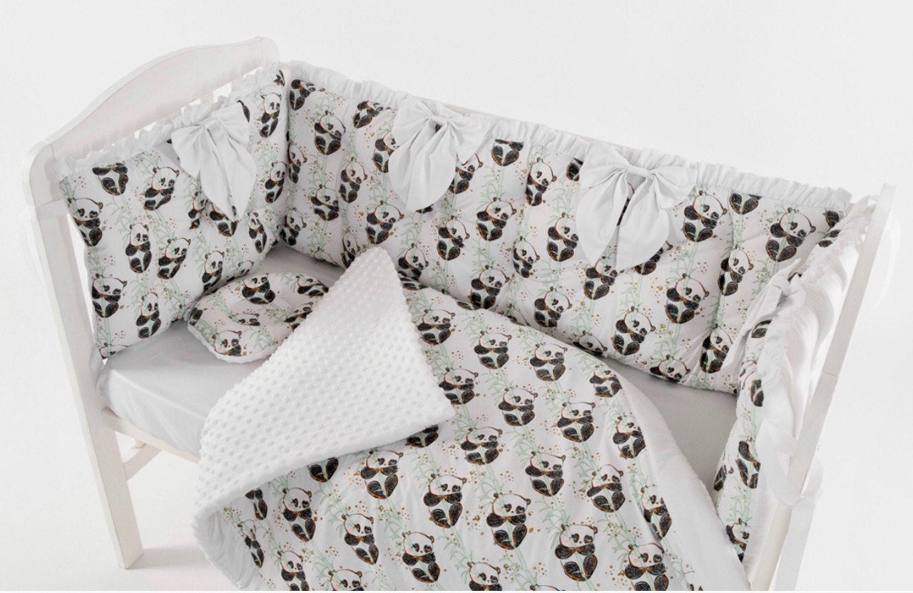 Protector de cuna panda