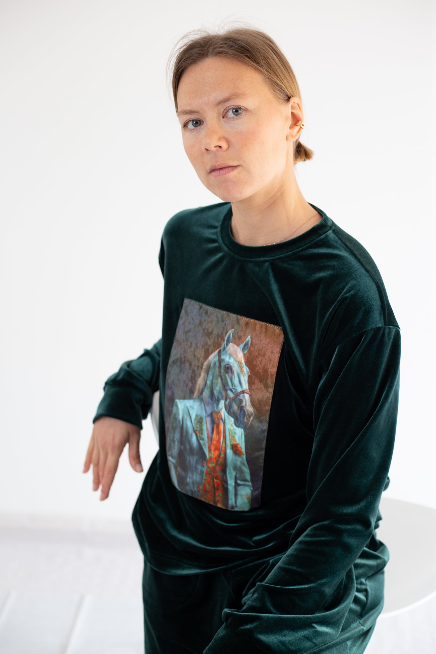 Traje de mujer "caballo"