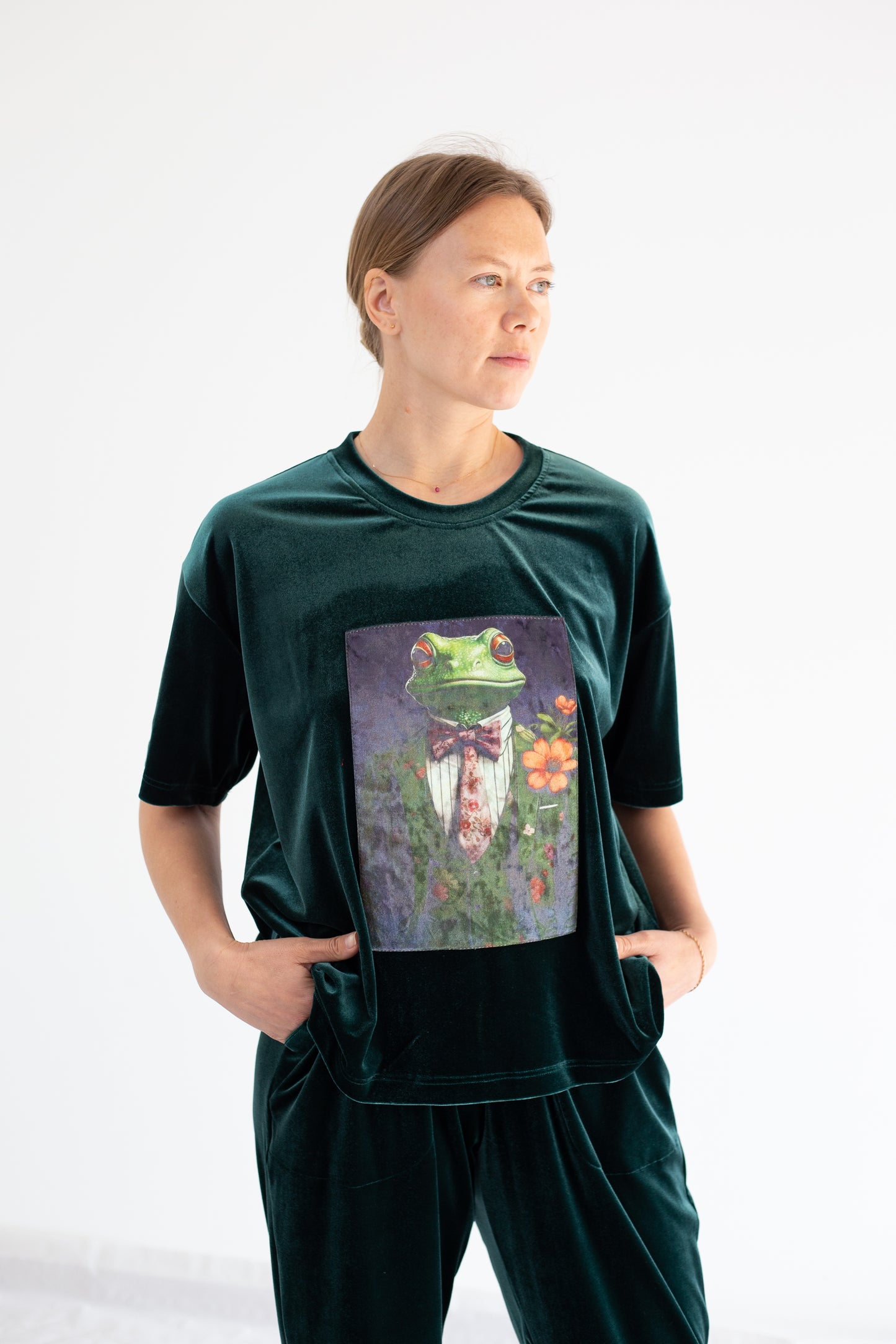 Traje de mujer "Rana"