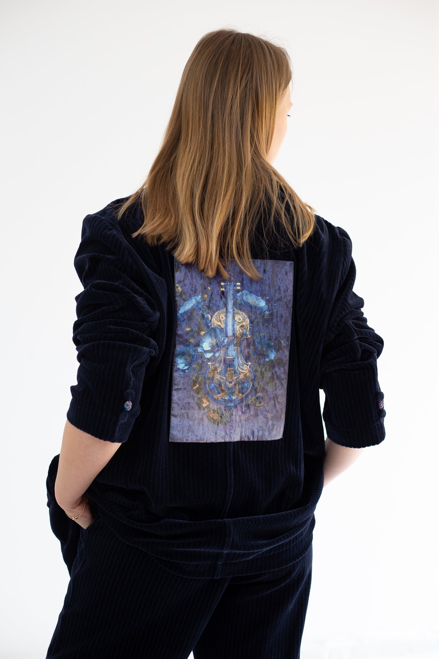 Traje de mujer "violín azul"