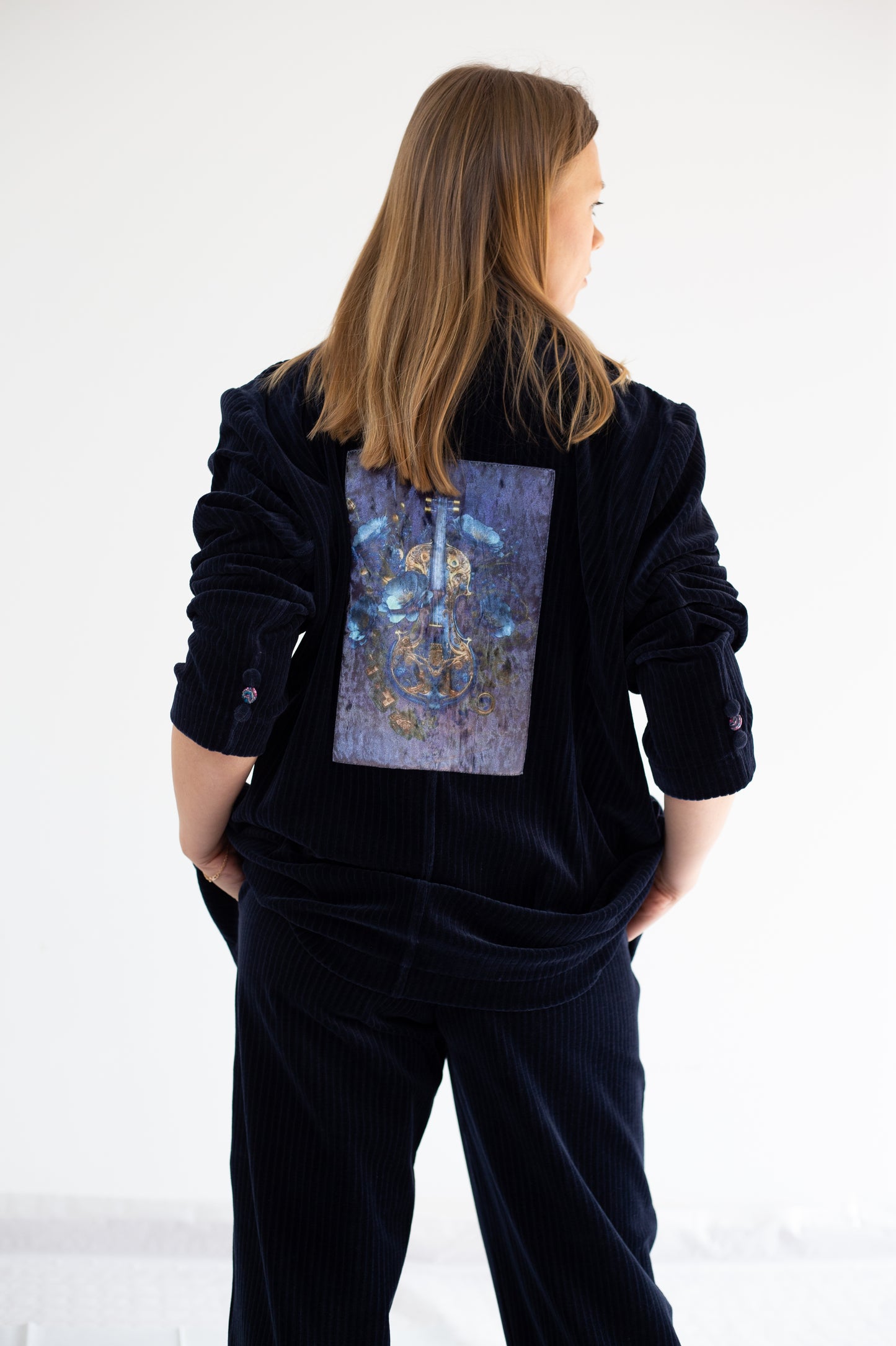 Traje de mujer "violín azul"