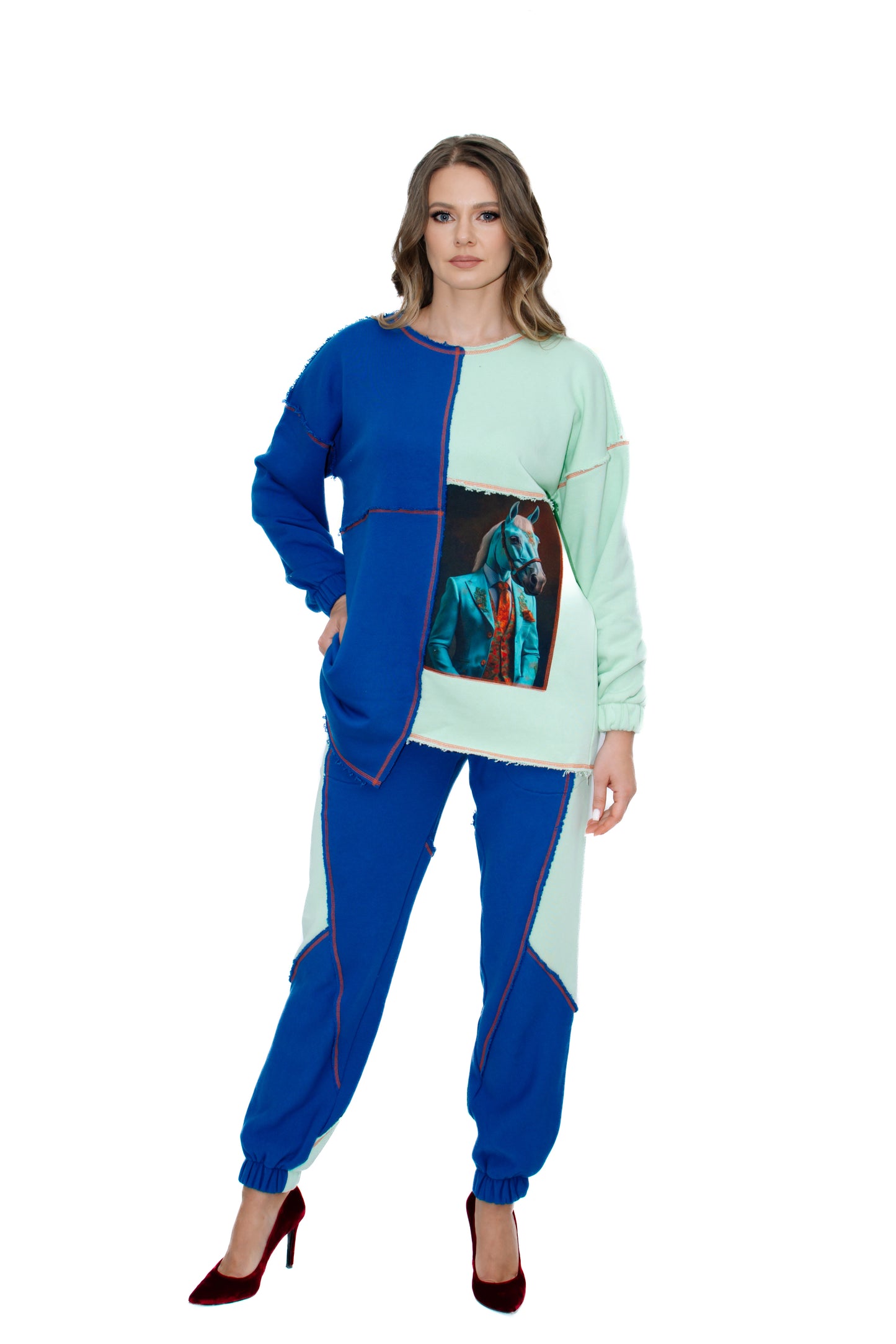 Traje de mujer "Patrones Lila"
